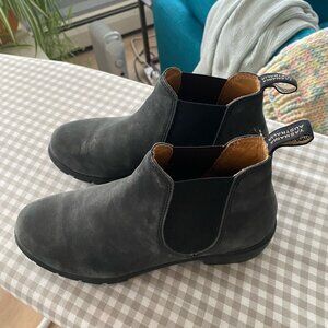 Size 8 Blundstone Low-cut #1971 ankle boots